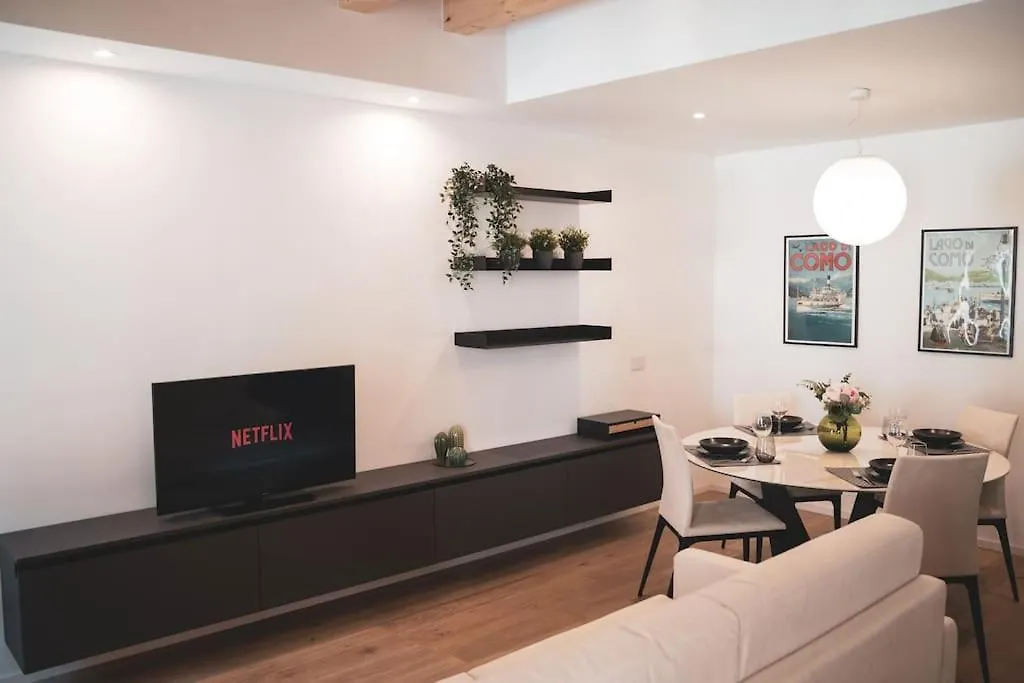 Modern Apartment Lungolago Di Como