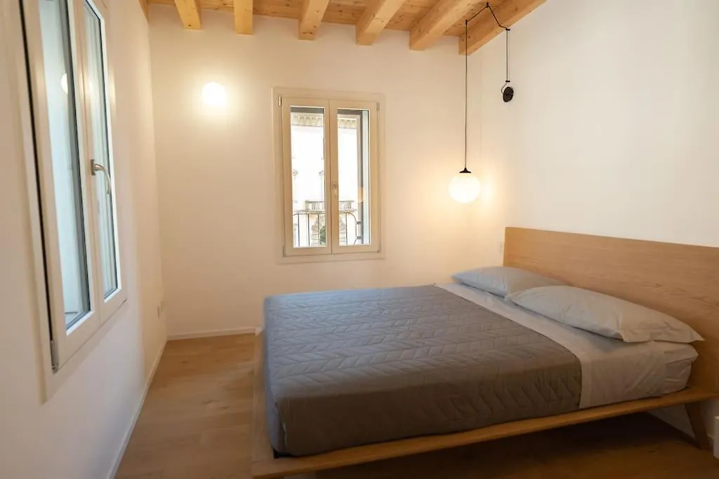 Modern Apartment Lungolago Di Como